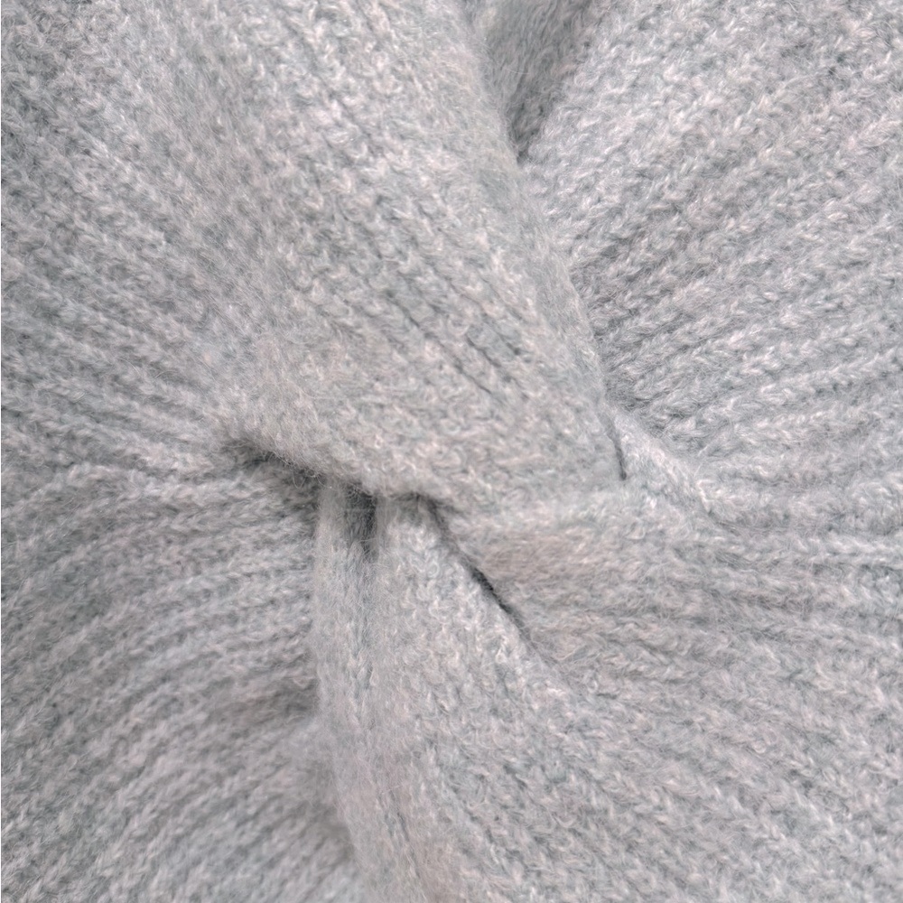 Hatley NWT Cross Over Sweater in Arctic Blue - Picture 6 of 7